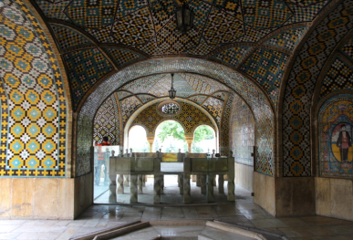 Golestan Palace, Karimkhān’s Sanctum marble throne