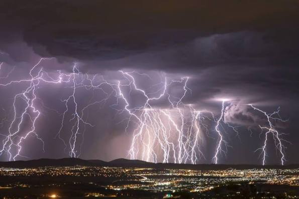 lightning in Canberra